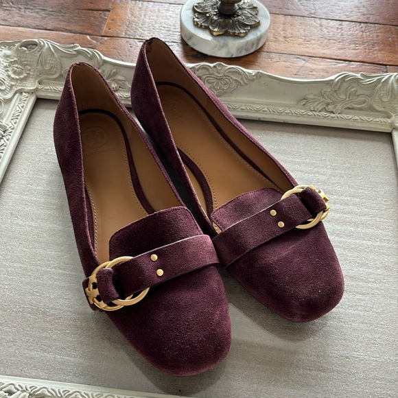 Tory Burch Shoes - Tory Burch Madden Loafer Flats In Malbec. Size 8 1/2. New Condition.